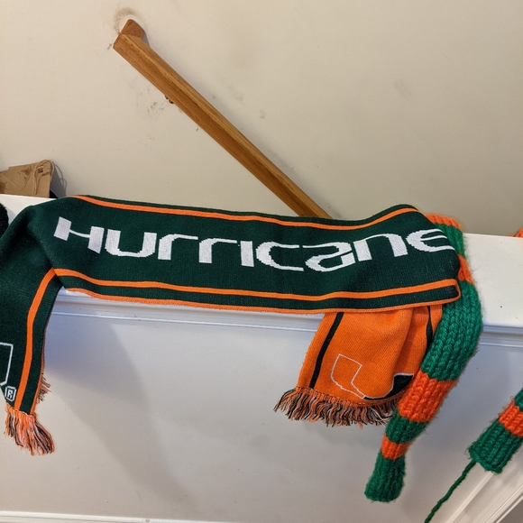 Miami Hurricanes Winter Bundle - Picture 4 of 5